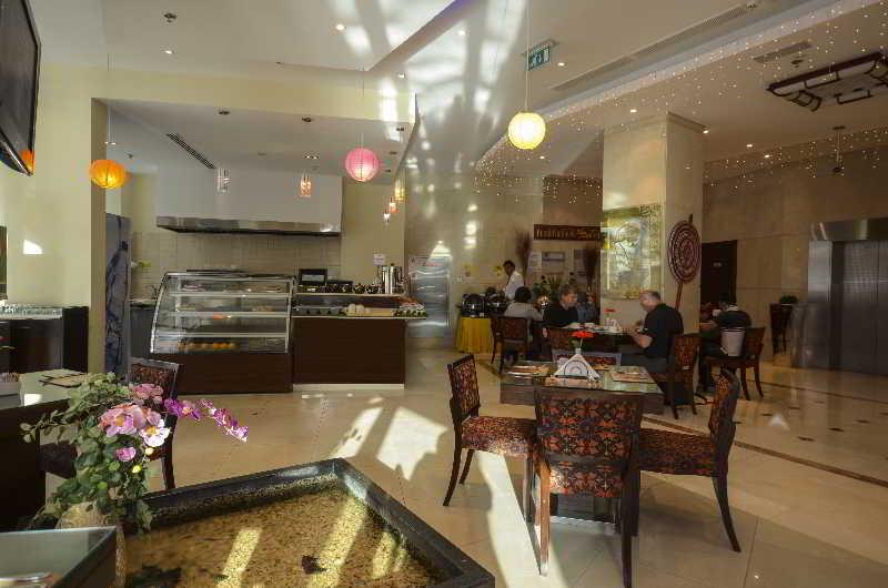 Parkside Aparthotel