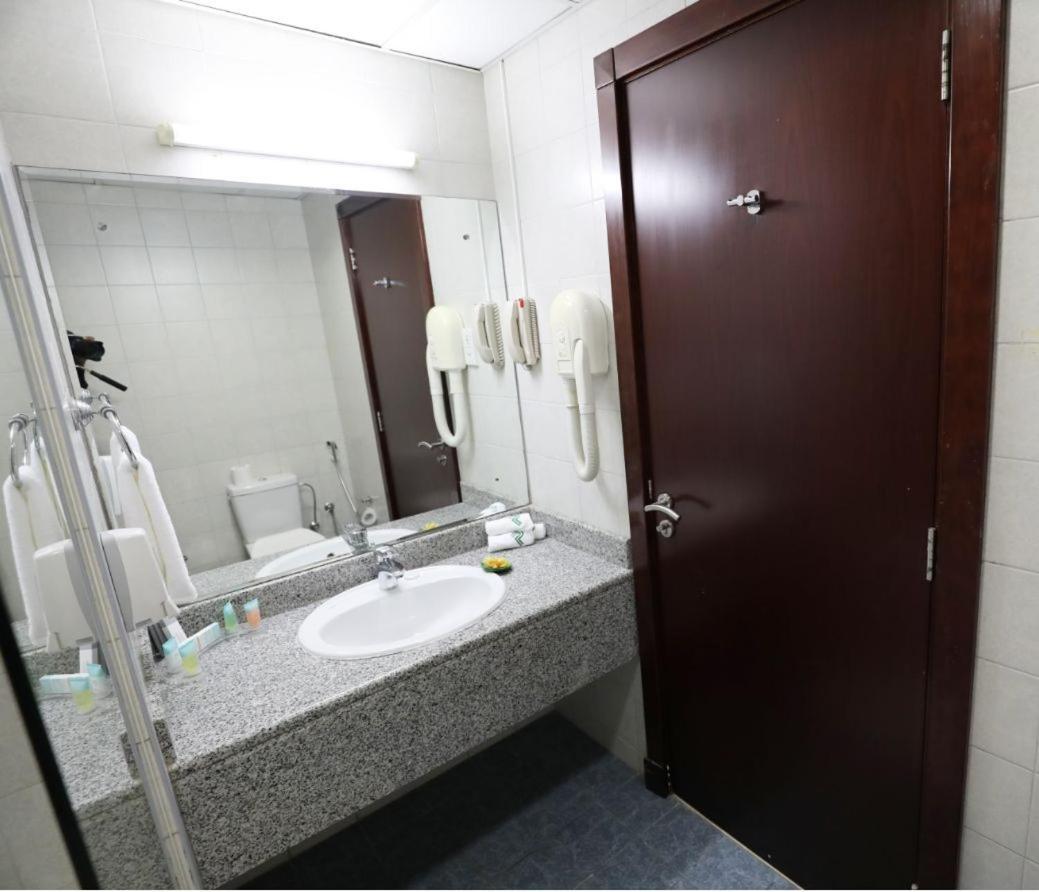 Parkside Aparthotel Dubai